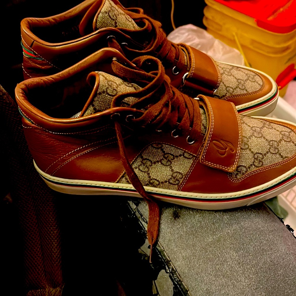 GUCCI SHOES